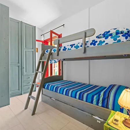 Vila Livia SantʼAnna Arresi
